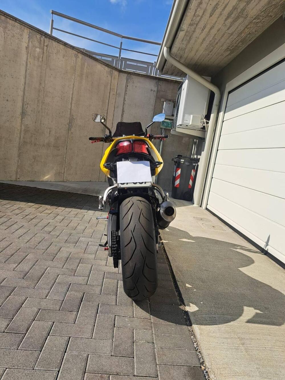 Yamaha FZ1 (2006 - 16) (4)