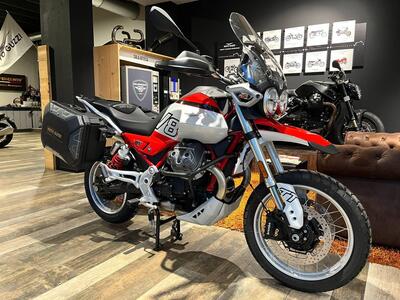 Moto Guzzi V85 TT (2024 - 26) nuova