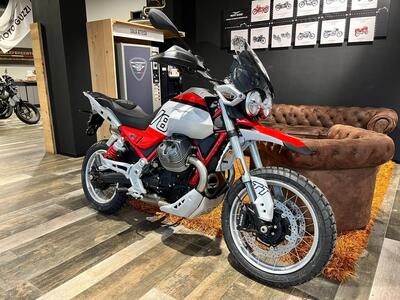 Moto Guzzi V85 TT (2024 - 26) nuova