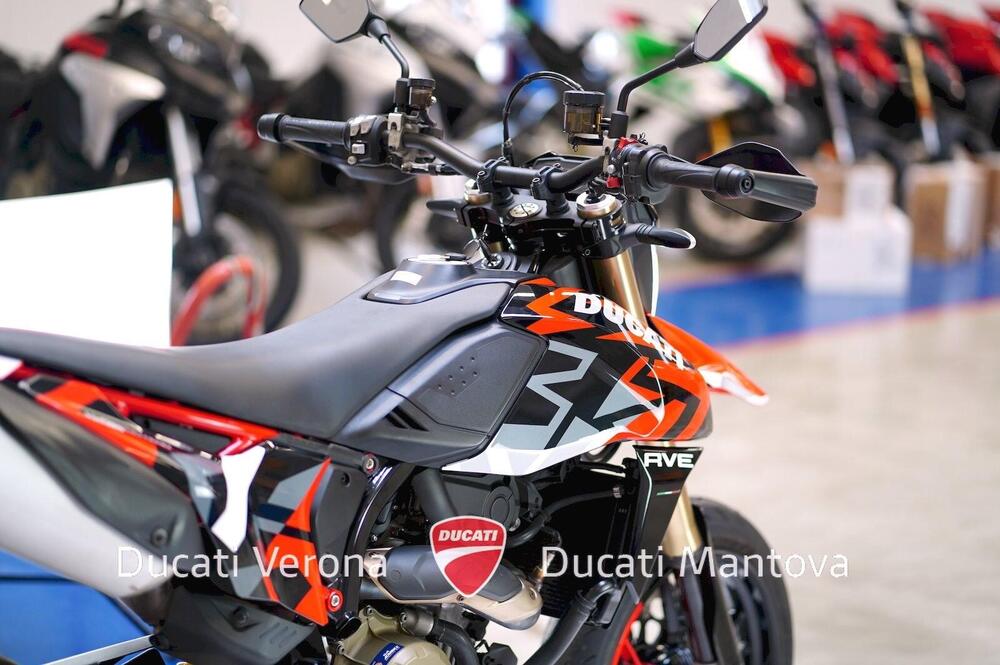 Ducati Hypermotard 698 Mono RVE (2024 - 26) (10)