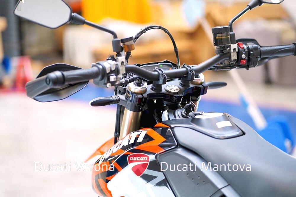 Ducati Hypermotard 698 Mono RVE (2024 - 26) (13)