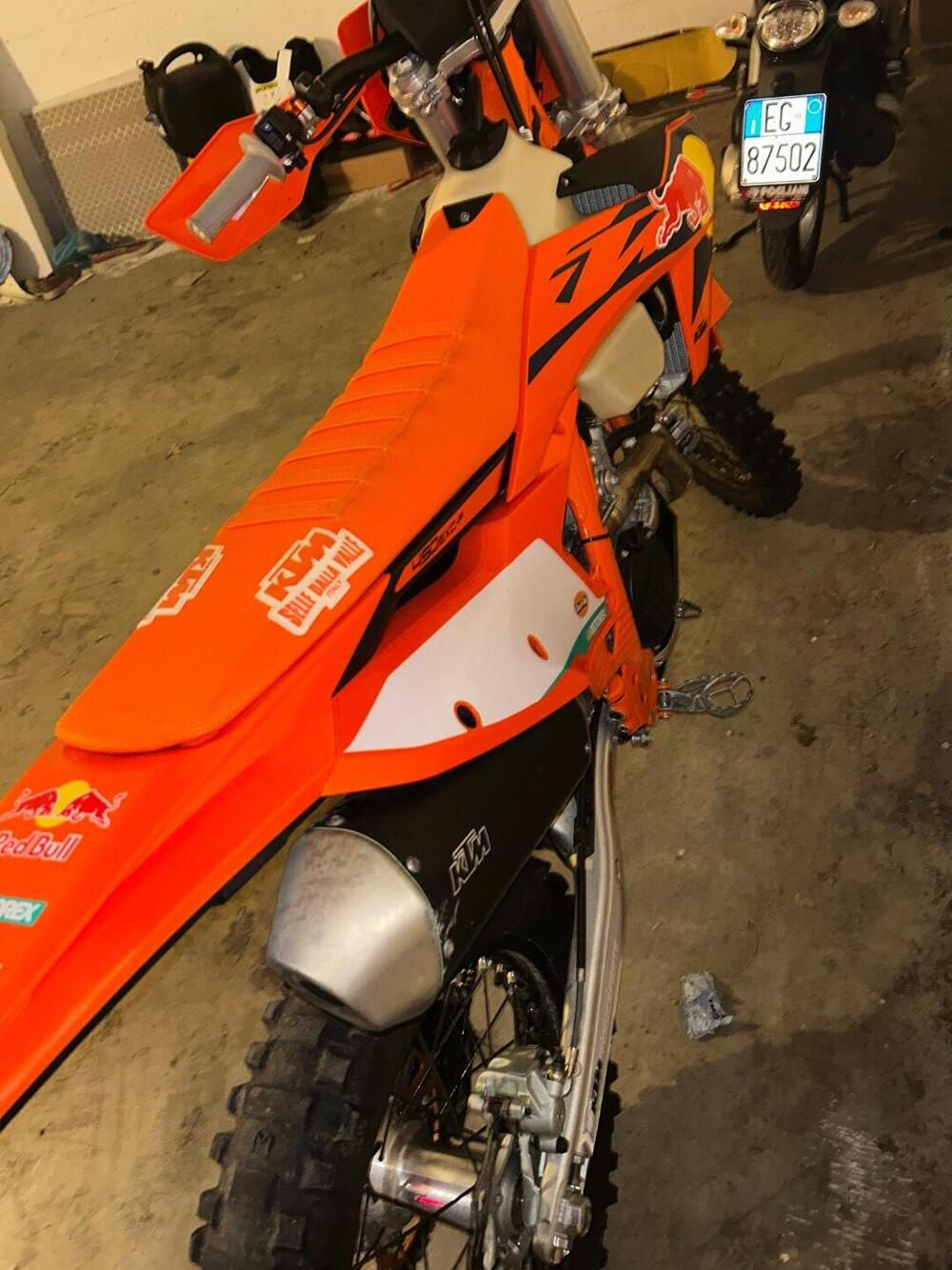 KTM 450 EXC-F Champion Edition (2025) (4)