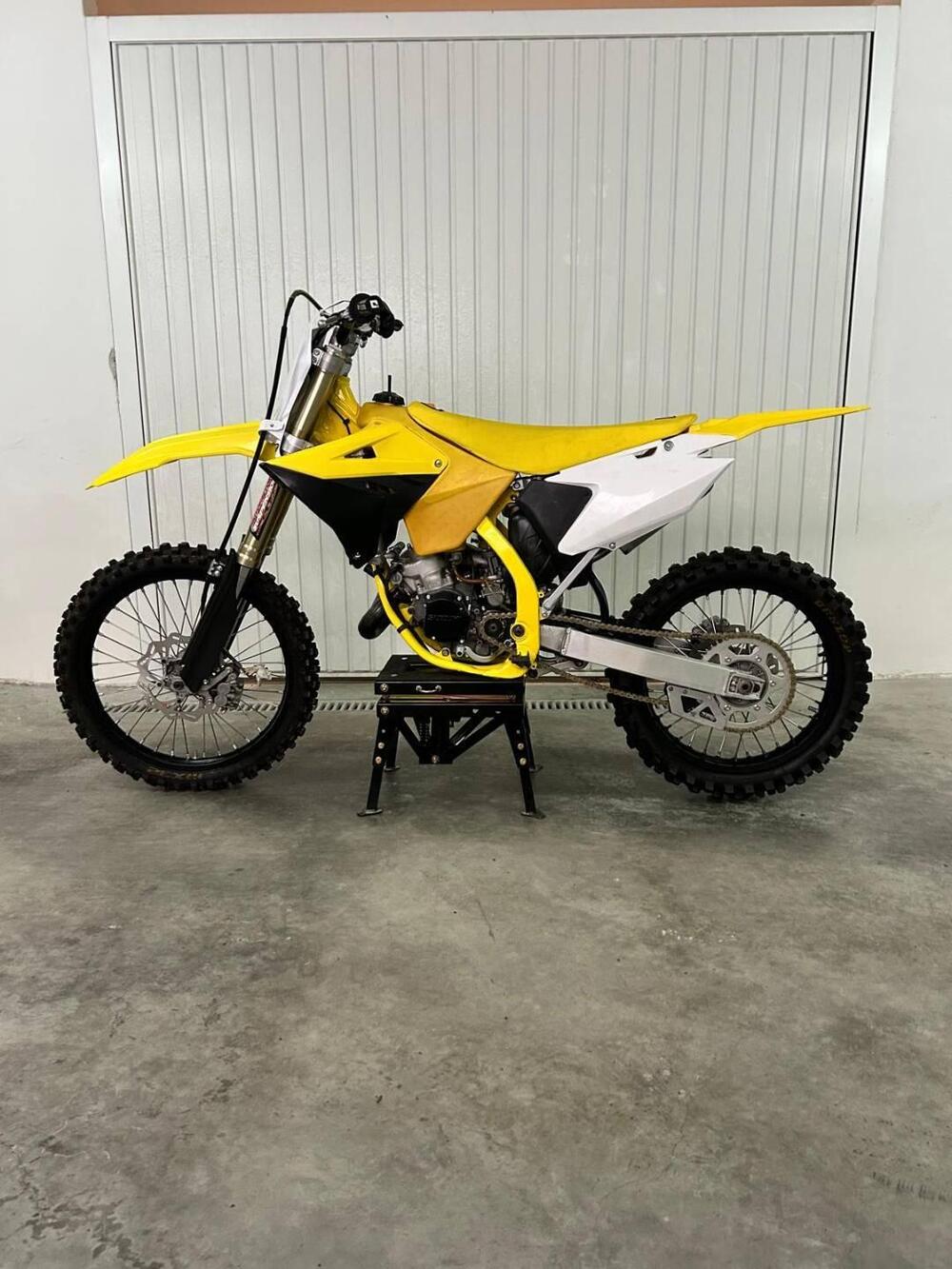 Suzuki RM 125 (2002 - 03)