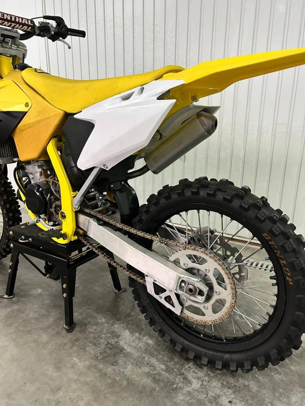 Suzuki RM 125 (2002 - 03) (2)