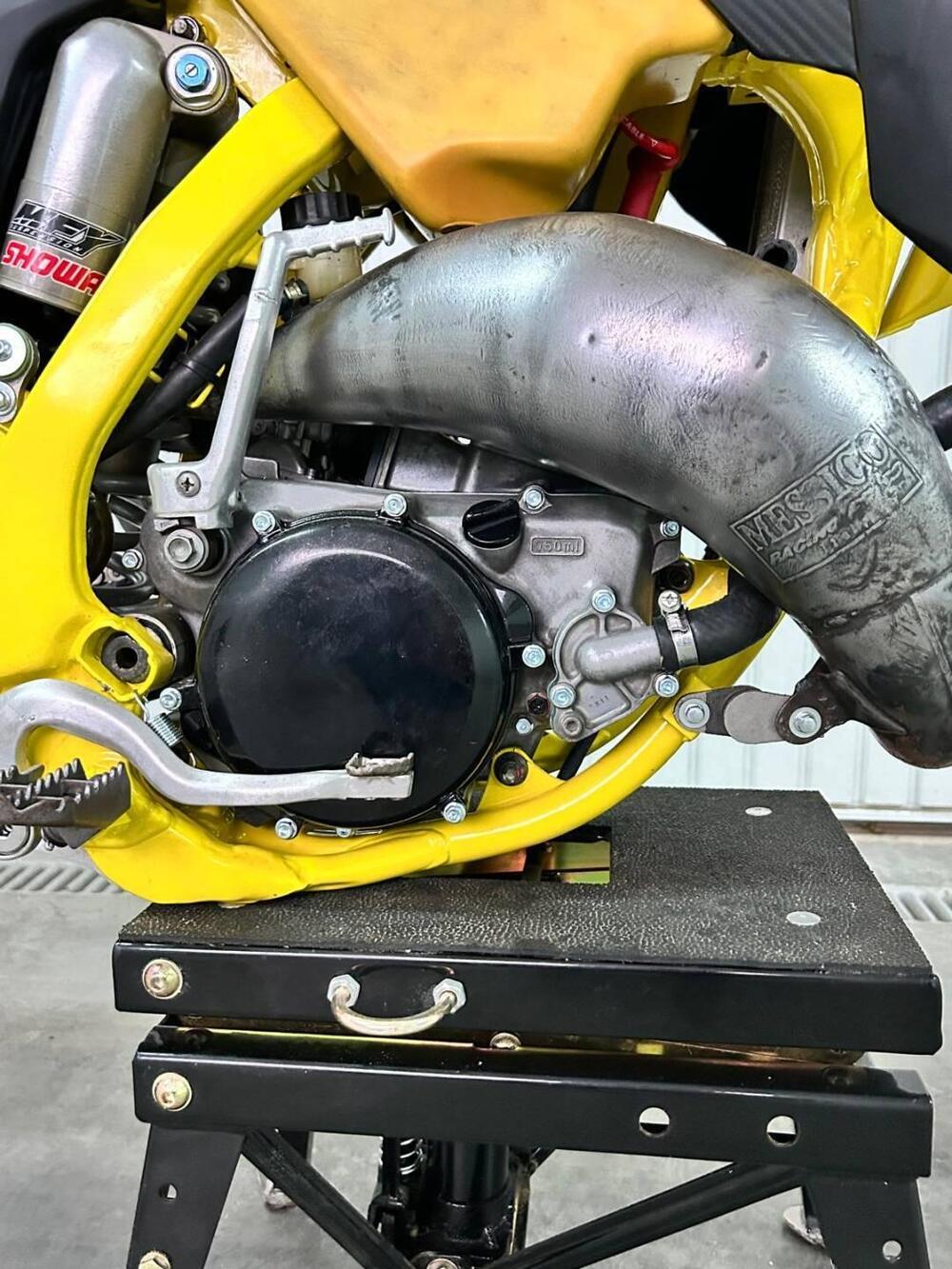 Suzuki RM 125 (2002 - 03) (6)