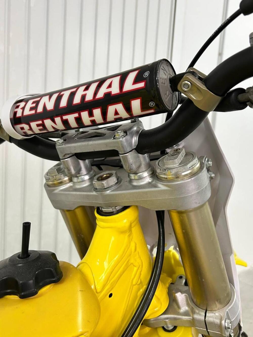 Suzuki RM 125 (2002 - 03) (7)