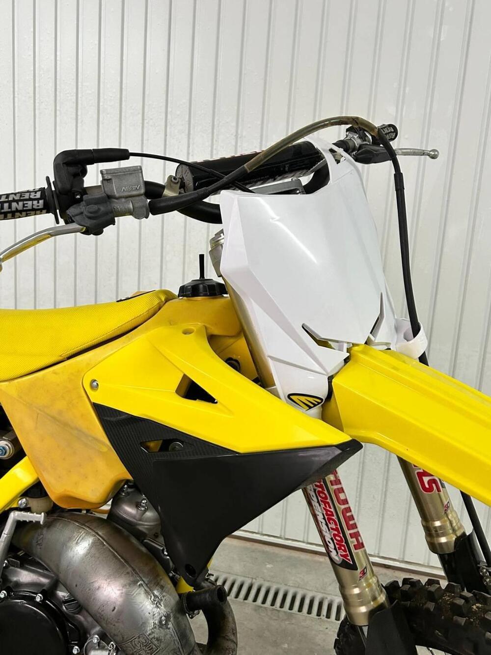 Suzuki RM 125 (2002 - 03) (8)