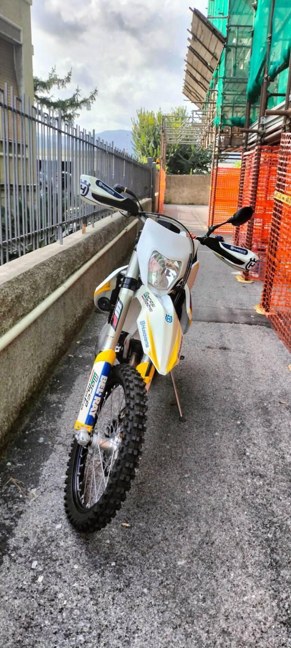 Husqvarna TE 125 (2015) (4)