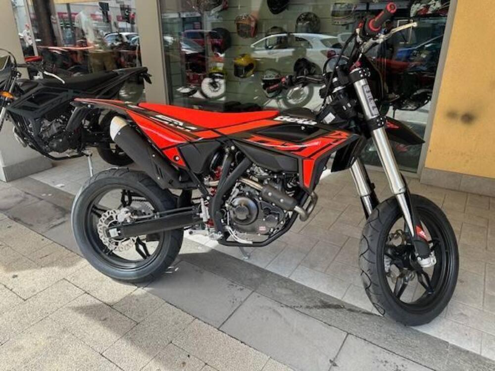 Betamotor RR 125 4T Motard T (2025 - 26) (2)