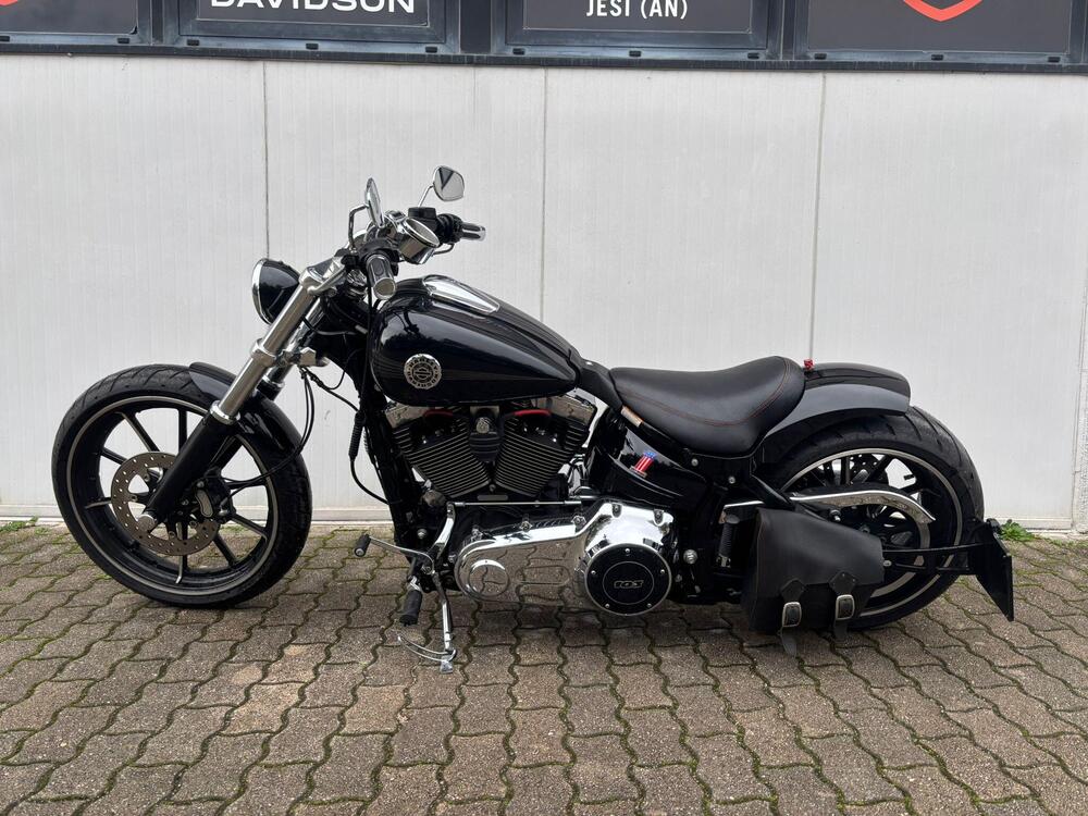 Harley-Davidson 1690 Breakout (2013 - 17) - FXSB (3)