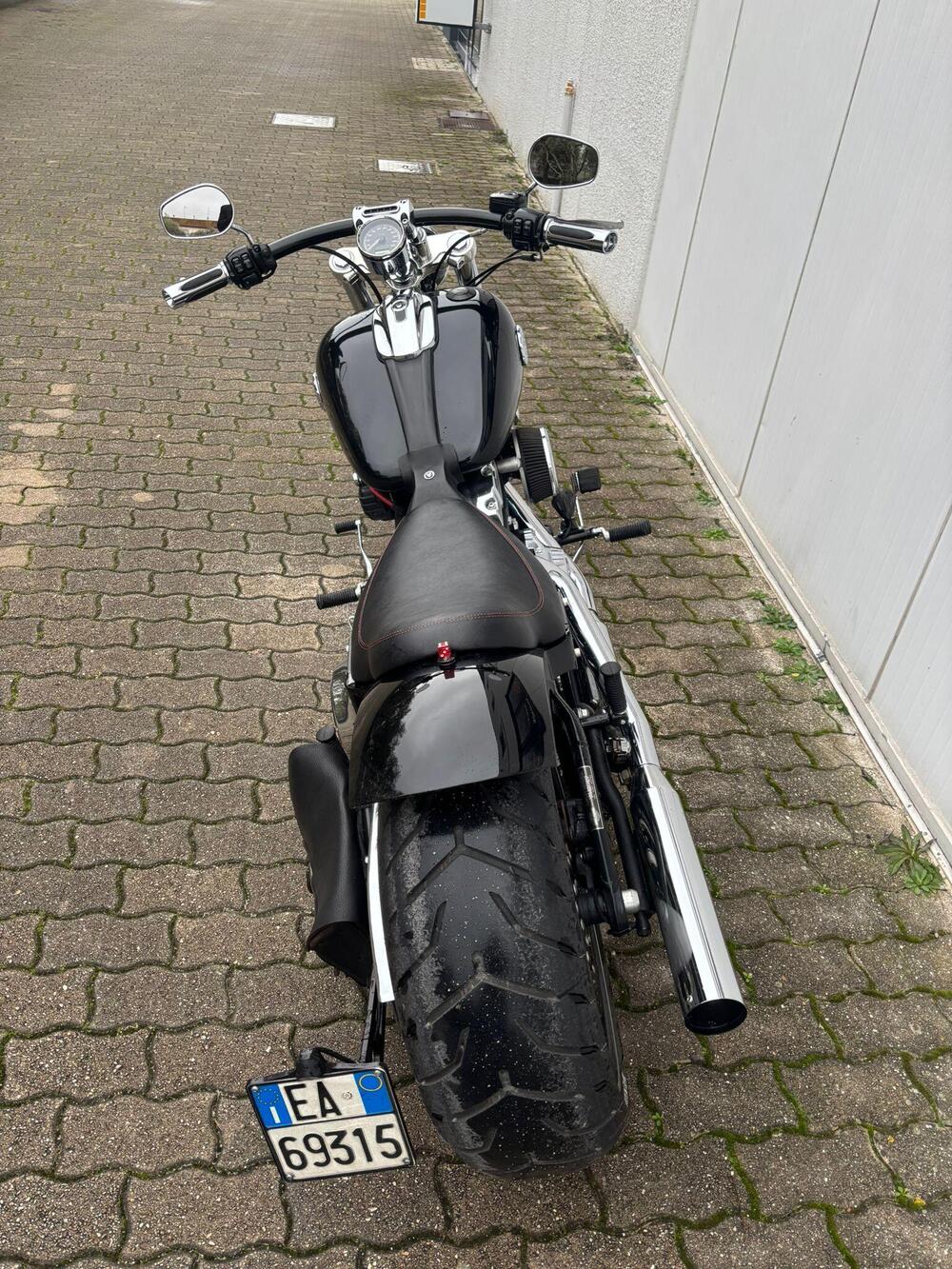 Harley-Davidson 1690 Breakout (2013 - 17) - FXSB (5)