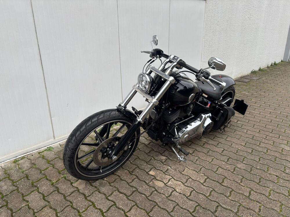 Harley-Davidson 1690 Breakout (2013 - 17) - FXSB (6)