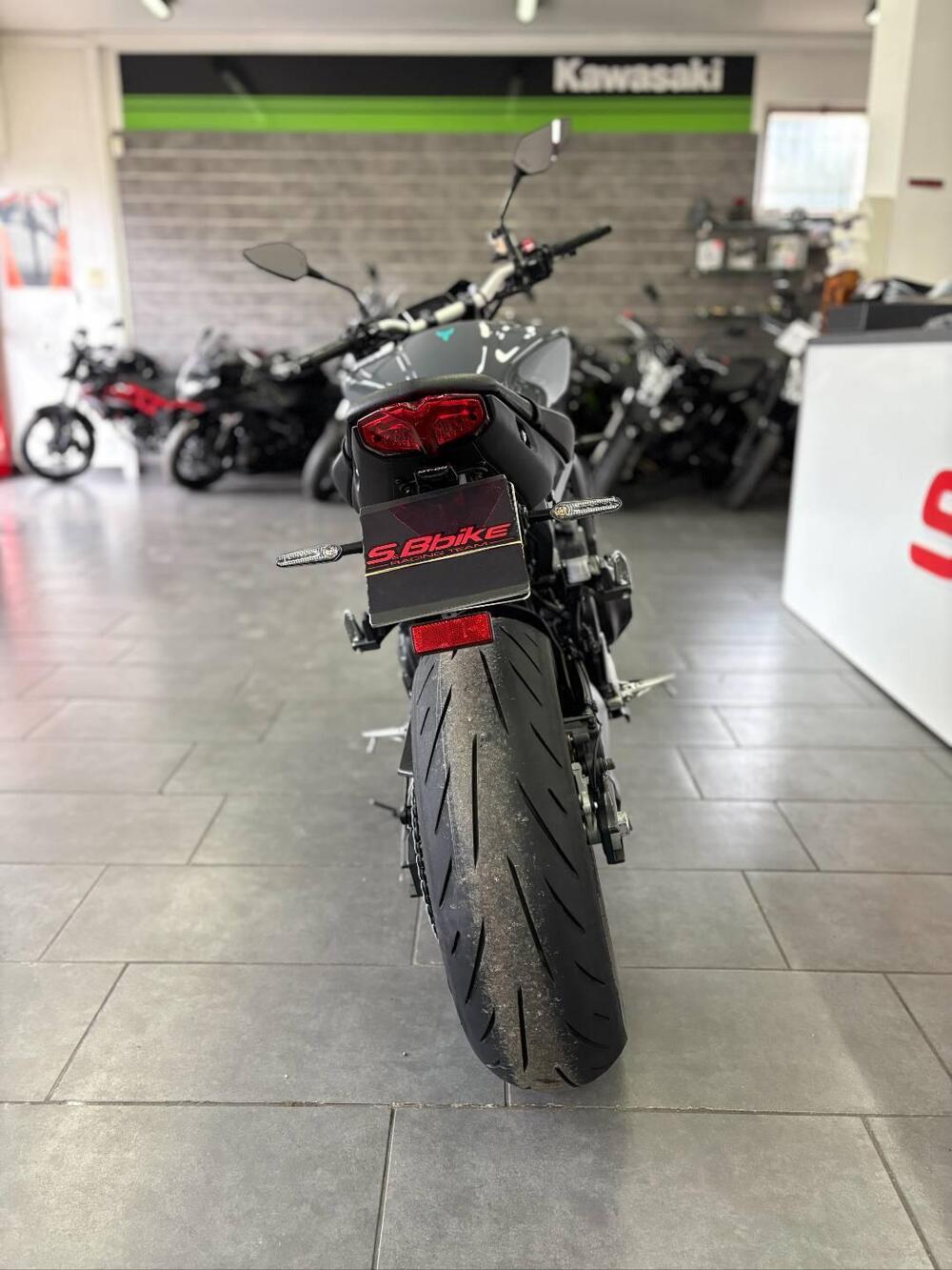 Yamaha MT-09 (2021 - 23) (4)