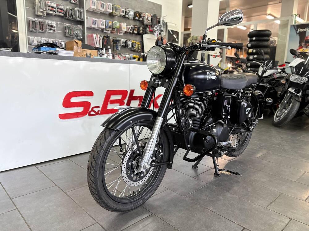 Royal Enfield Classic 500 EFI Stealth Black (2018 - 20) (2)
