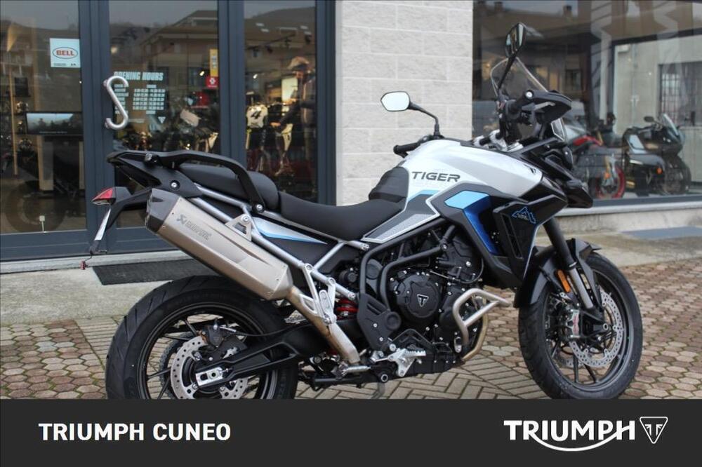 Triumph Tiger 900 Alpine Special Edition (2026) (2)