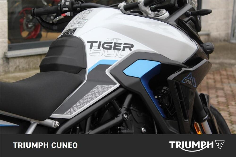 Triumph Tiger 900 Alpine Special Edition (2026) (5)