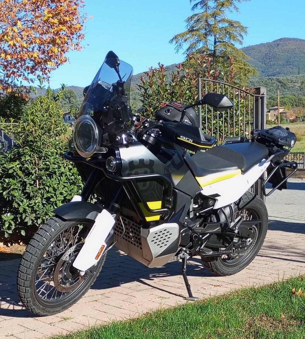 Husqvarna Norden 901 (2022 - 26)