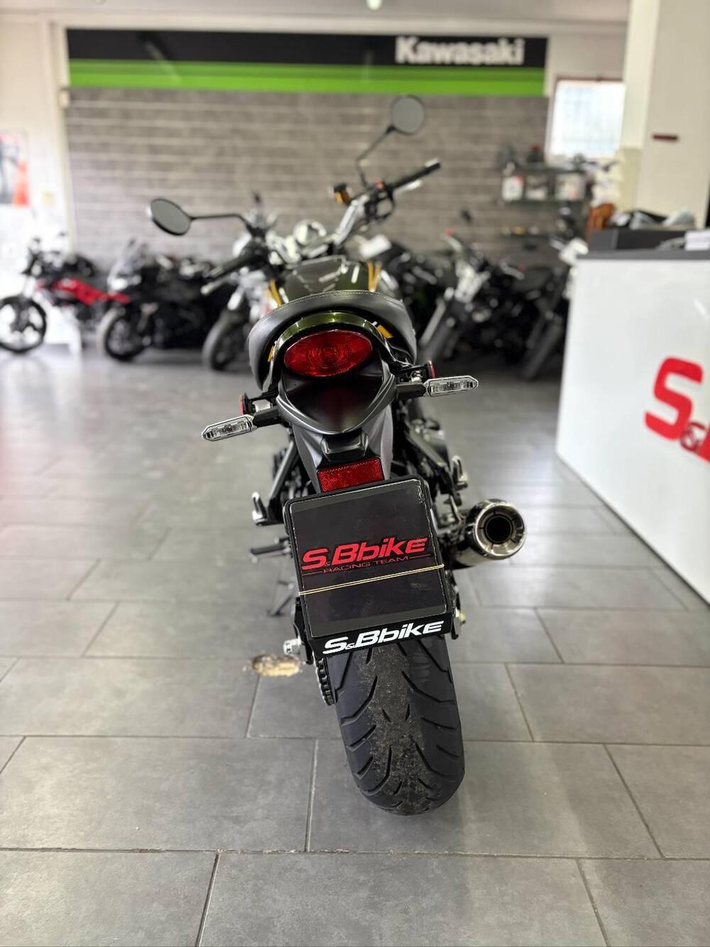 Kawasaki Z 900 RS (2018 - 20) (4)