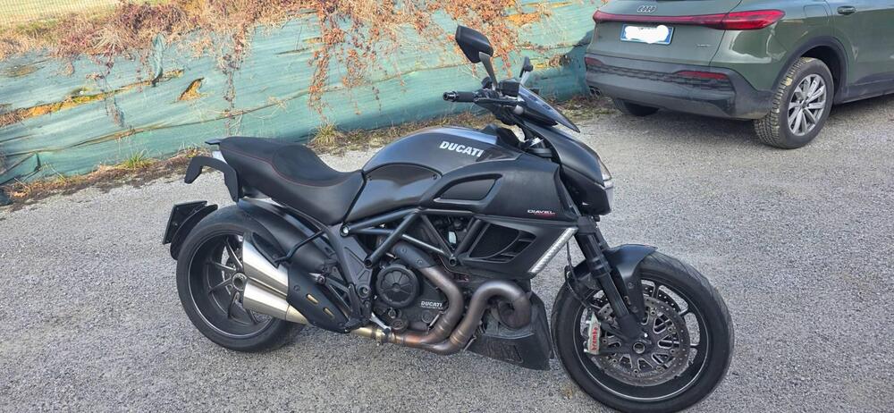 Ducati Diavel 1200 Carbon (2010 - 13) (5)