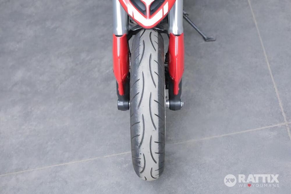 Ducati Hypermotard 796 (2012) (10)