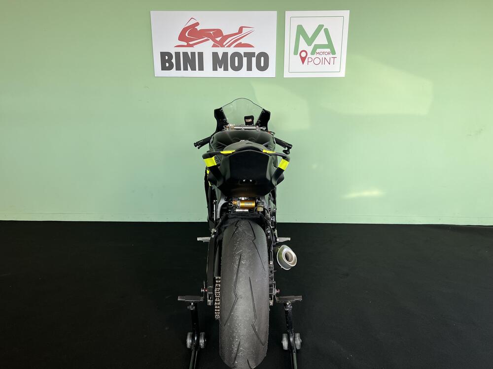 Yamaha YZF R6 (2006 - 07) (7)