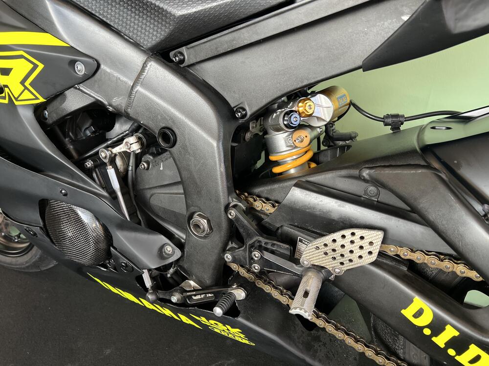 Yamaha YZF R6 (2006 - 07) (16)