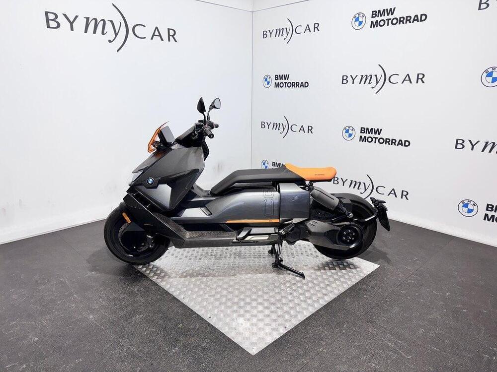 Bmw CE 04 (2021 - 25) (12)