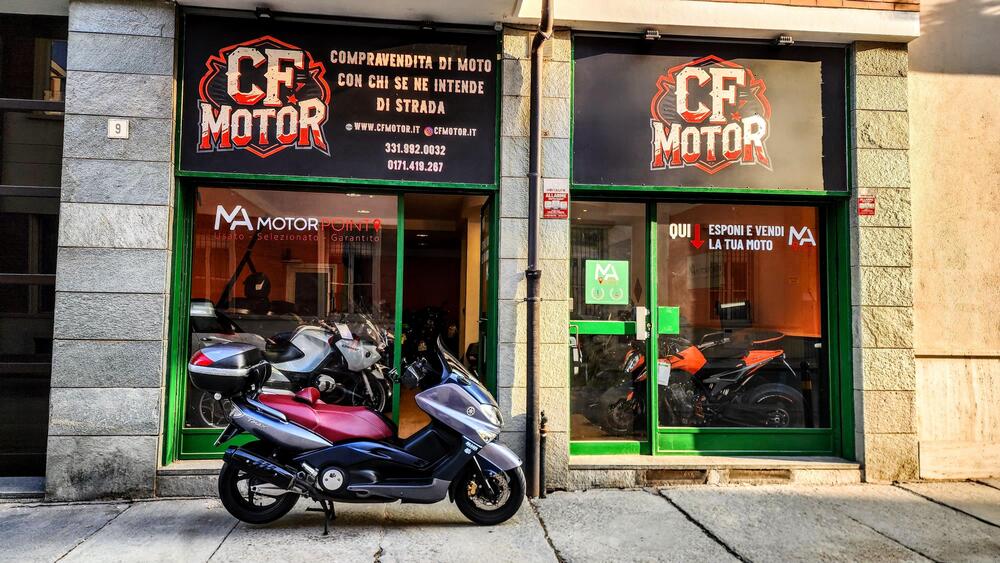 Yamaha T-Max 500 Black Max (2006 - 07) (2)