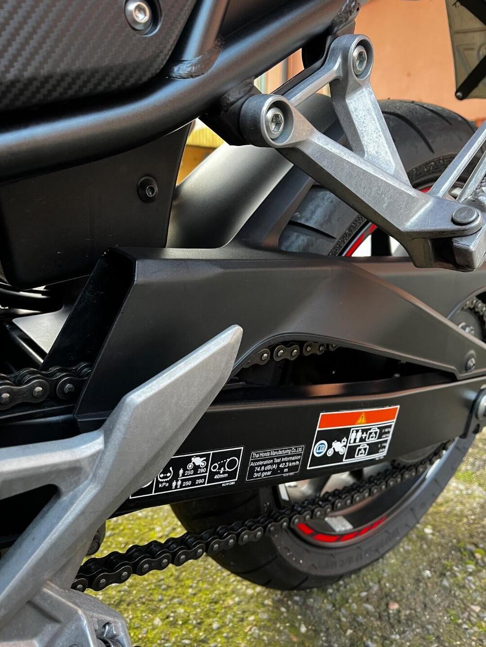 Honda CBR 500 R ABS (2017 - 18) (16)