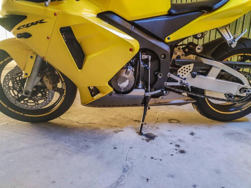 Honda CBR 600 RR (2003 - 04) (2)