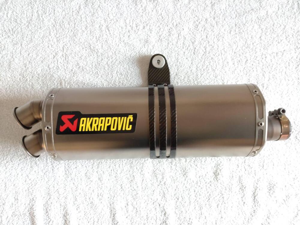 Akrapovic Africa Twin Crf 1000 (2)
