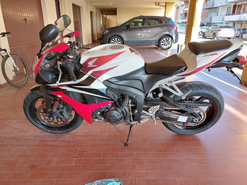 Honda CBR 600 RR (2007 - 08) (2)