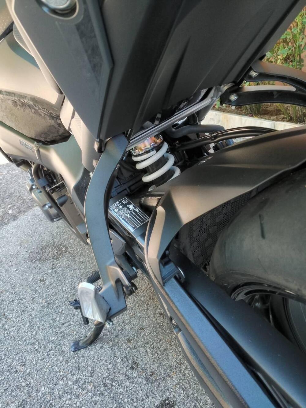 Suzuki GSX-S1000 (2021 - 25) (3)