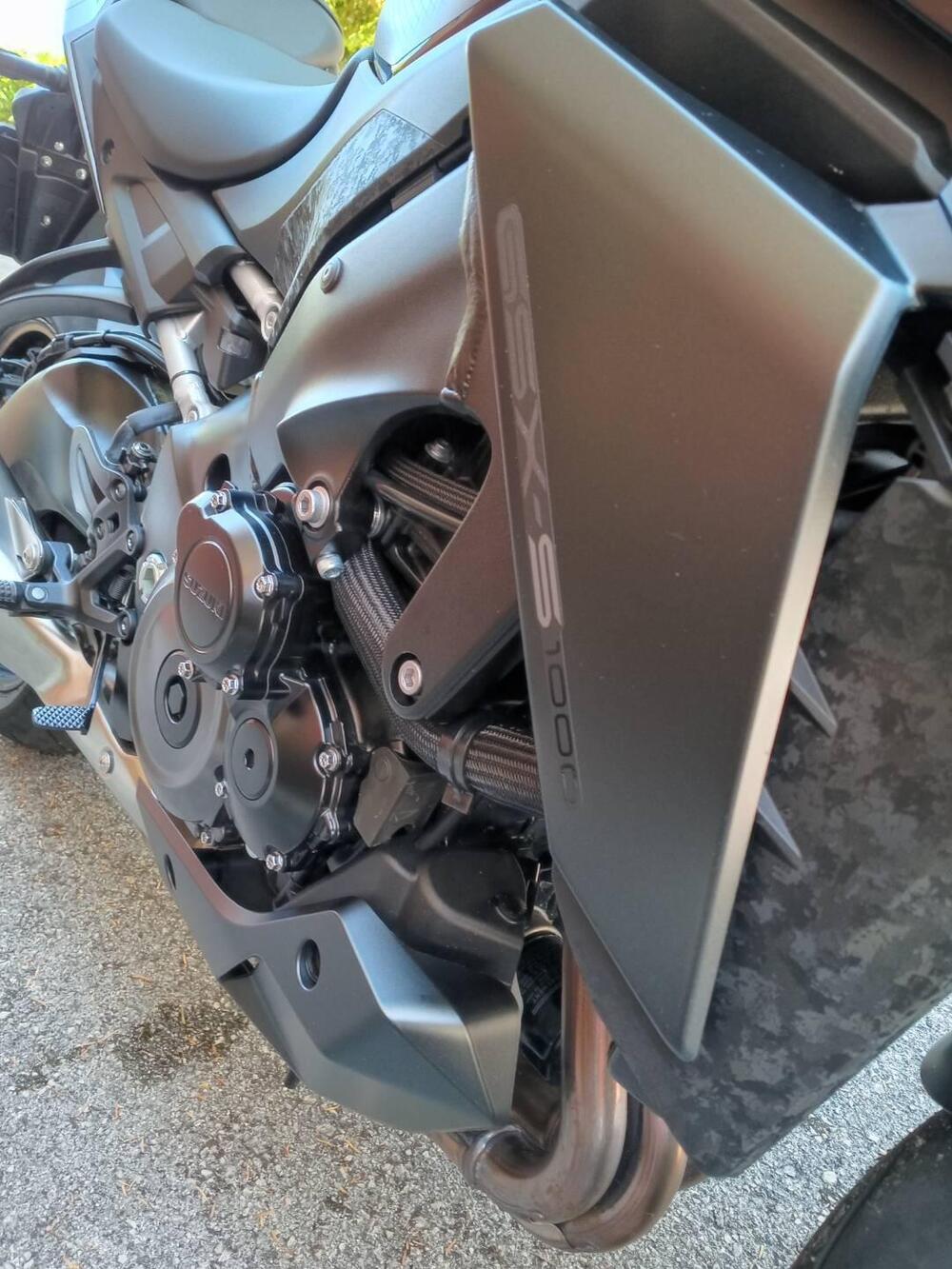 Suzuki GSX-S1000 (2021 - 25) (5)