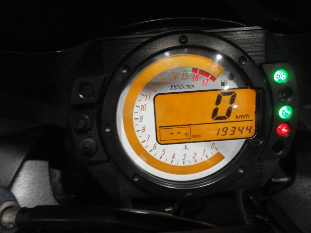 Kawasaki Ninja 636 ZX-6R (2003 - 04) (7)