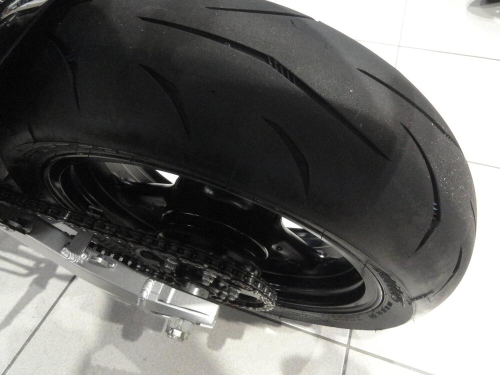 Kawasaki Ninja 636 ZX-6R (2003 - 04) (9)