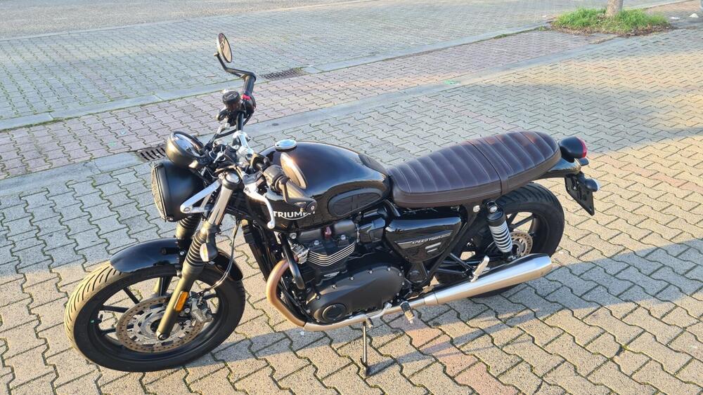 Triumph Speed Twin 900 (2023 - 24) (4)
