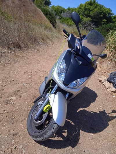 Yamaha X-Max 250 (2007 - 09) usata