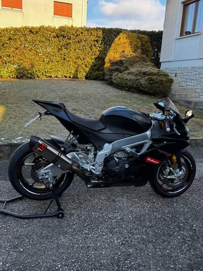 Aprilia RSV4 RR APRC ABS (2011 - 15) usata