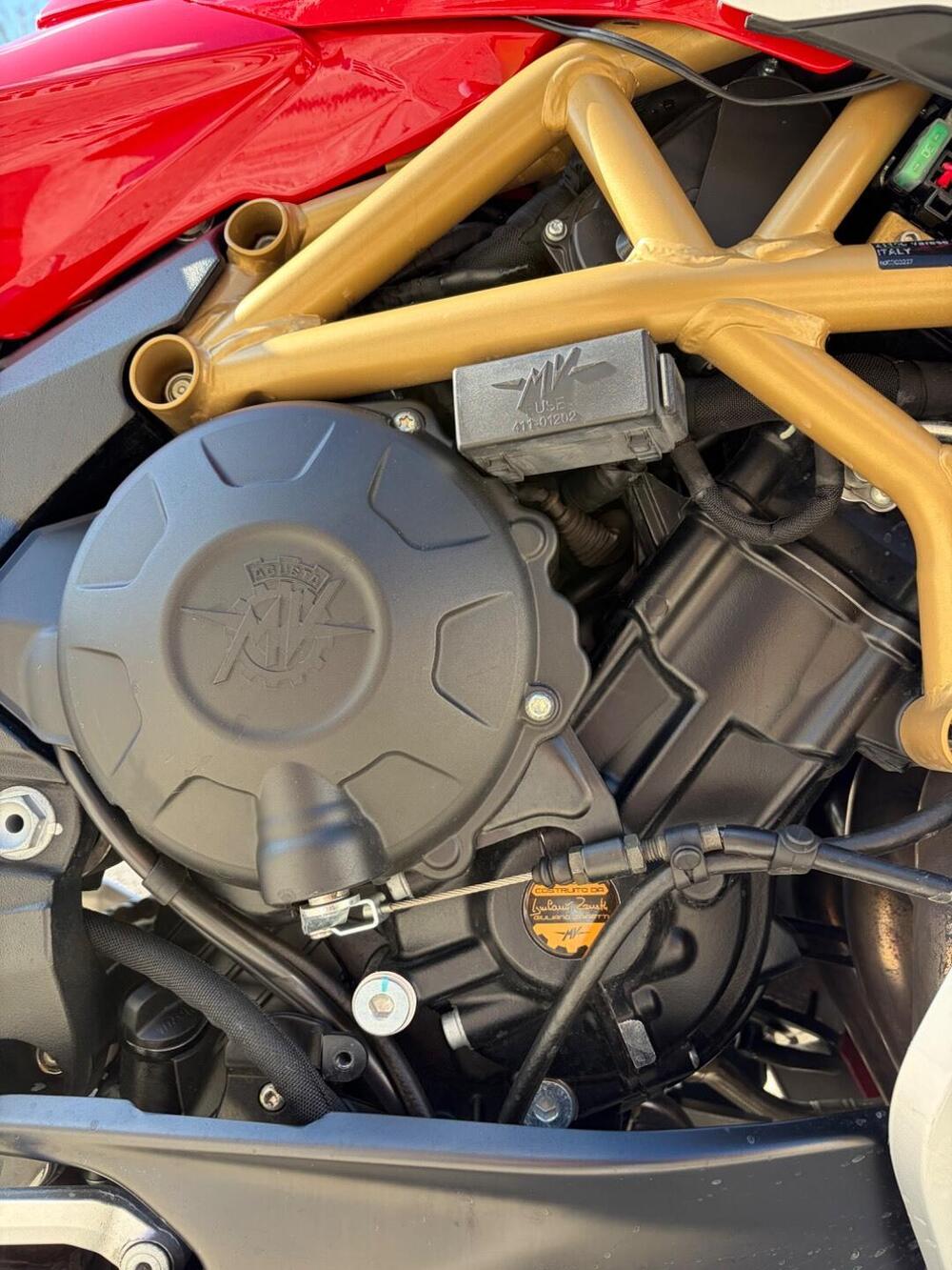MV Agusta Superveloce 800 (2021 - 25) (10)
