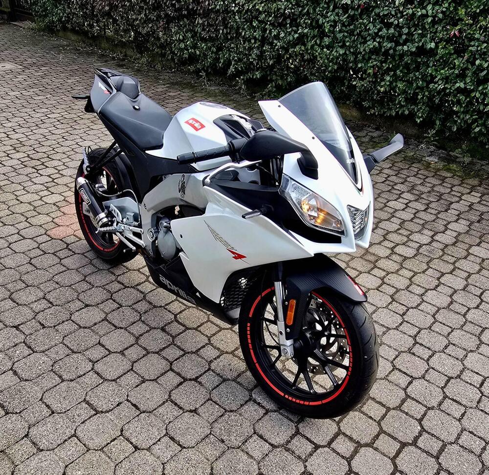 Aprilia RS4 50 (2011 - 17) (6)