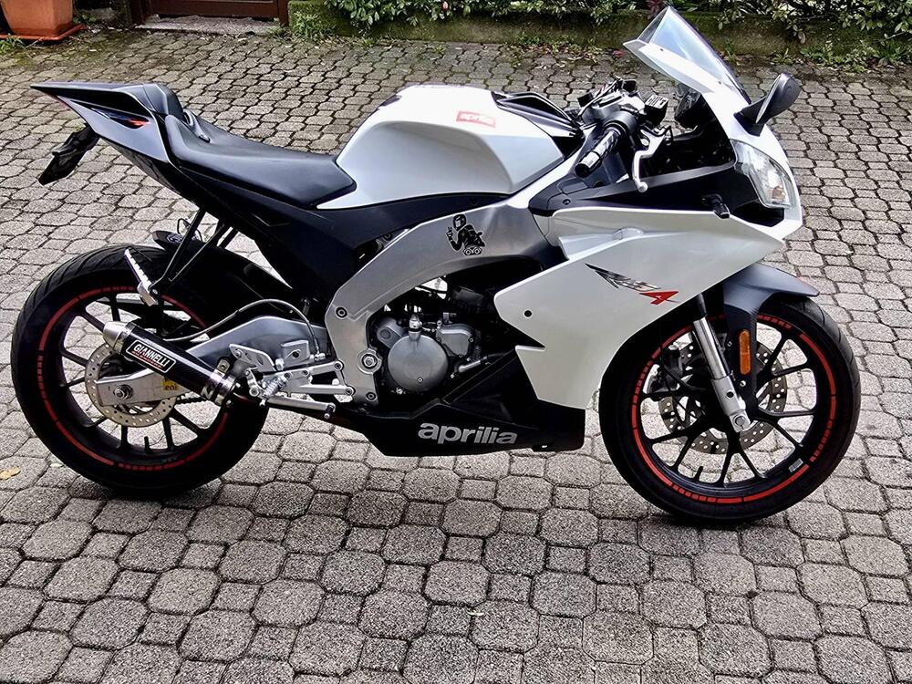 Aprilia RS4 50 (2011 - 17) (11)