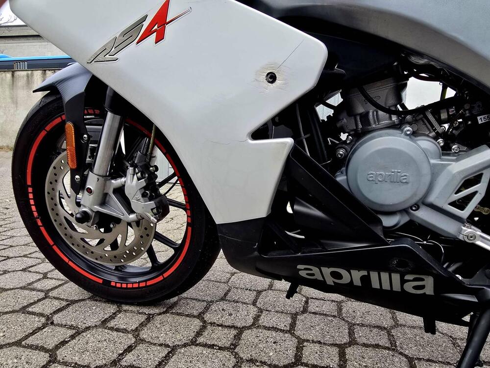 Aprilia RS4 50 (2011 - 17) (15)