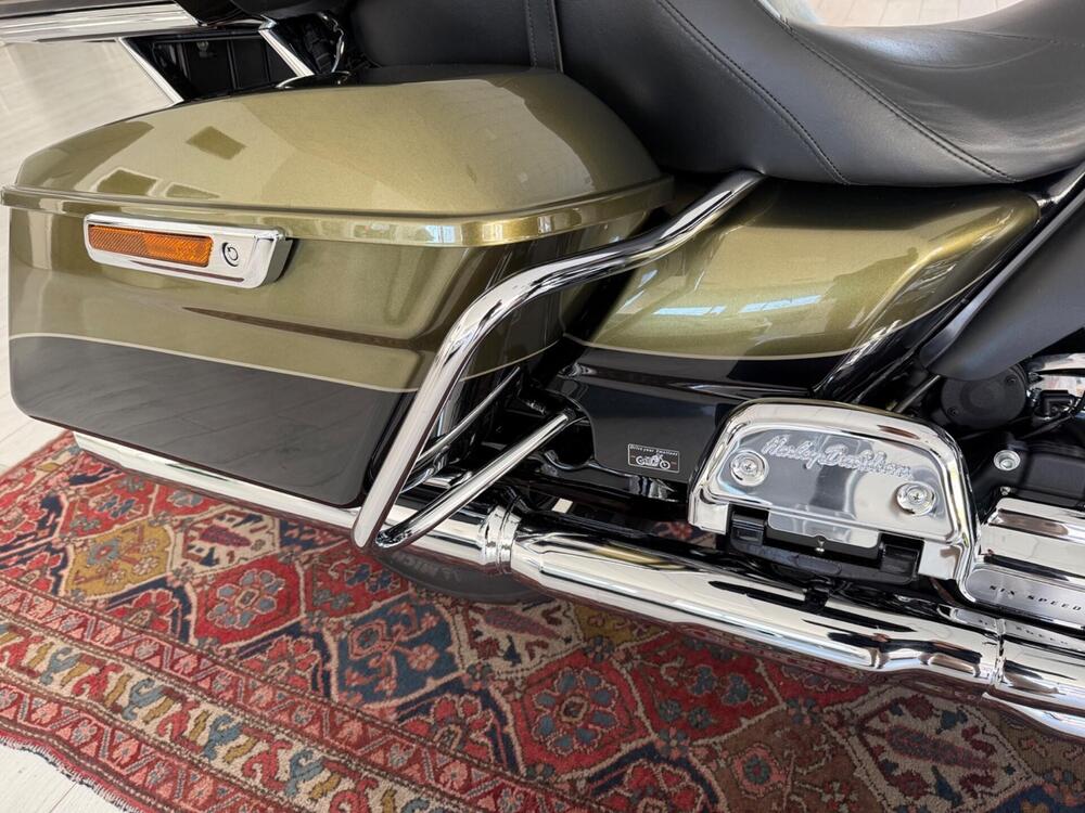 Harley-Davidson 107 Electra Glide Ultra Limited (2017 - 18) - FLHTK (15)