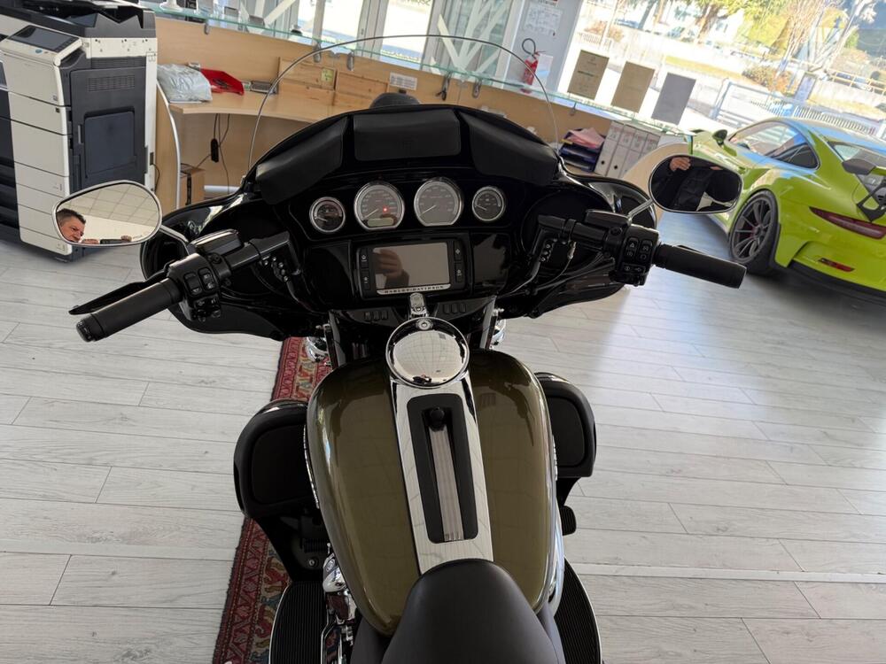 Harley-Davidson 107 Electra Glide Ultra Limited (2017 - 18) - FLHTK (8)