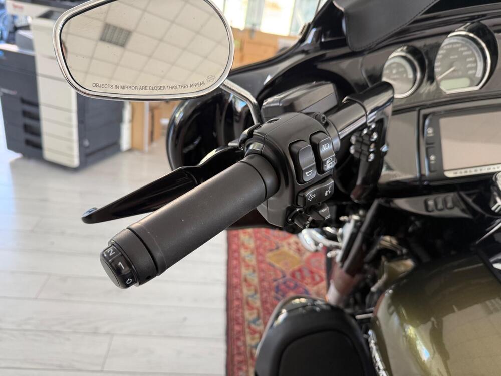 Harley-Davidson 107 Electra Glide Ultra Limited (2017 - 18) - FLHTK (10)