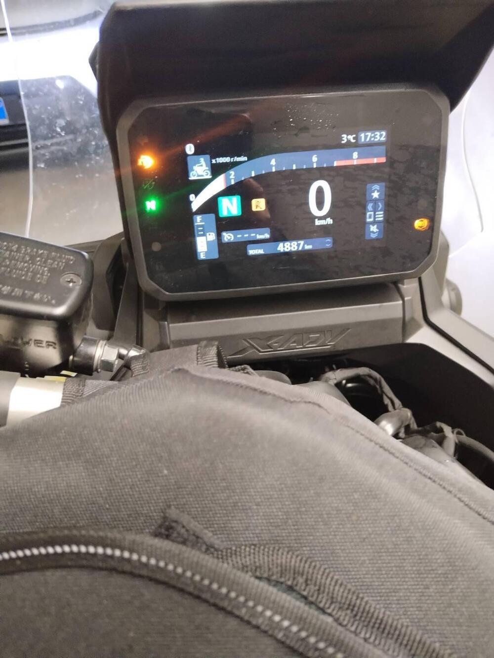 Honda X-ADV 750 Special Edition Travel (2026) (5)