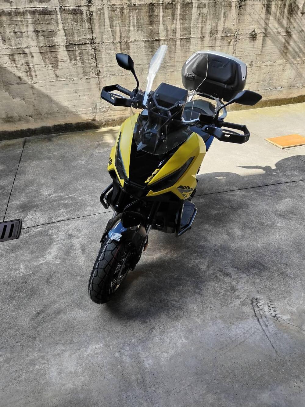 Honda X-ADV 750 Special Edition Travel (2026) (9)