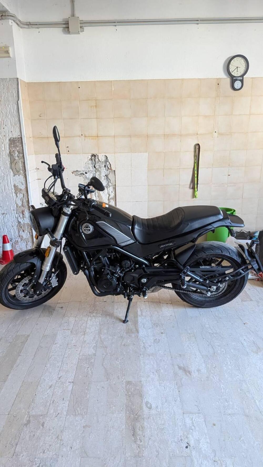 Benelli Leoncino 500 (2021 - 25) (2)