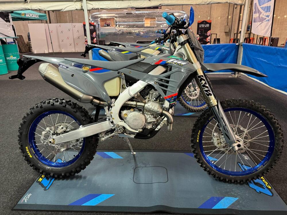 Tm Moto EN 300 ES Fi 4T (2026) (2)